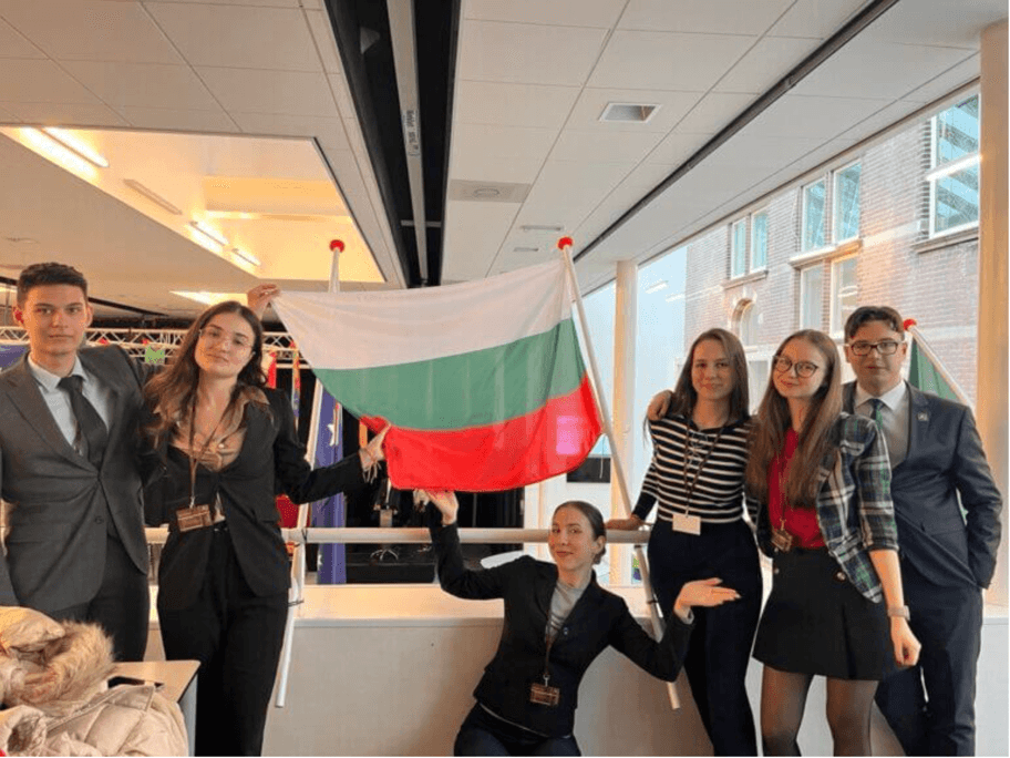 GALMUN delegation in Hague, 2024